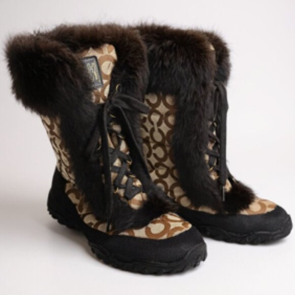 Coach Signature Faux Fur Snow Boots Brown 9.5 - Picture 1 of 13